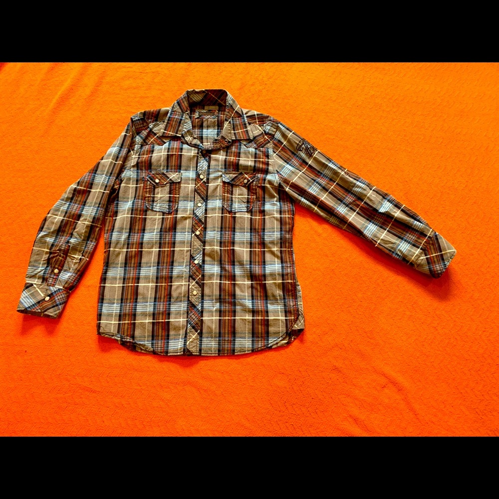 7 Diamonds button down. Excellent shape
